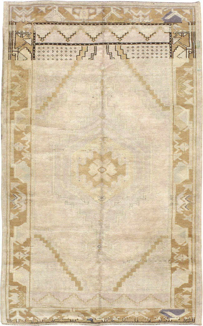 Vintage Turkish Oushak Rug, No.18314 - Gsblank
