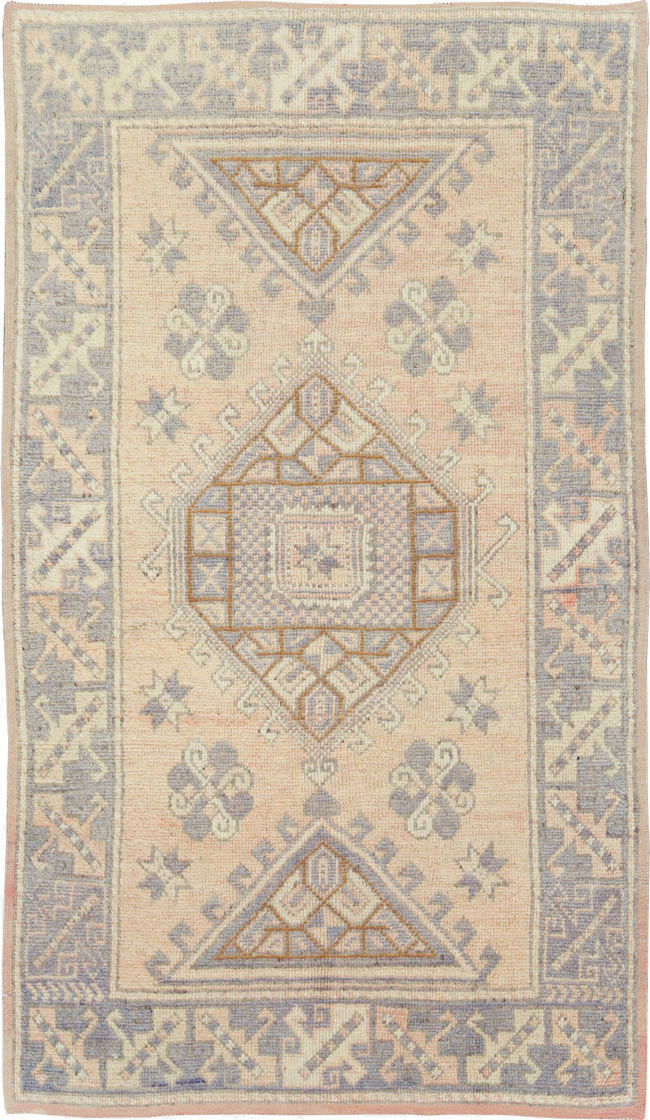 Vintage Turkish Anatolian Rug, No.18315 - Gsblank
