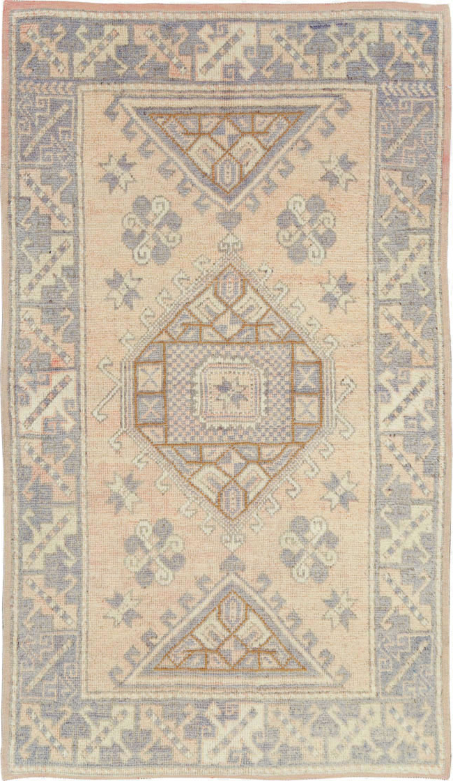 Vintage Turkish Anatolian Rug, No.18315 - Gsblank