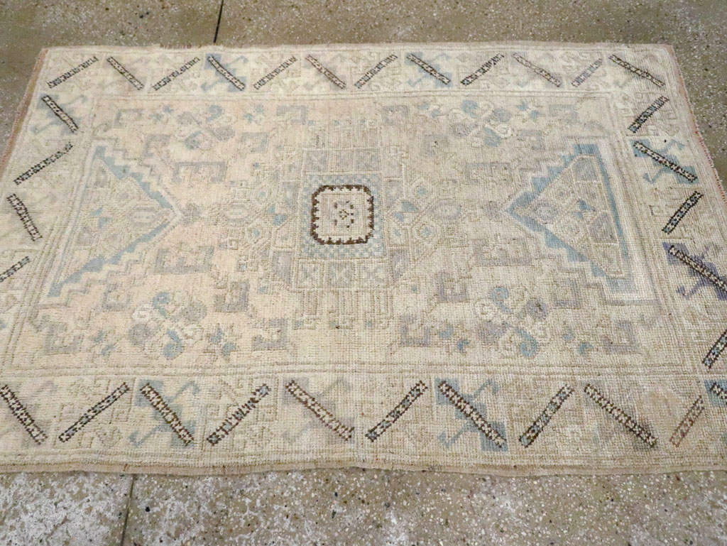 Vintage Anatolian Rug, No.18316 - Gsblank
