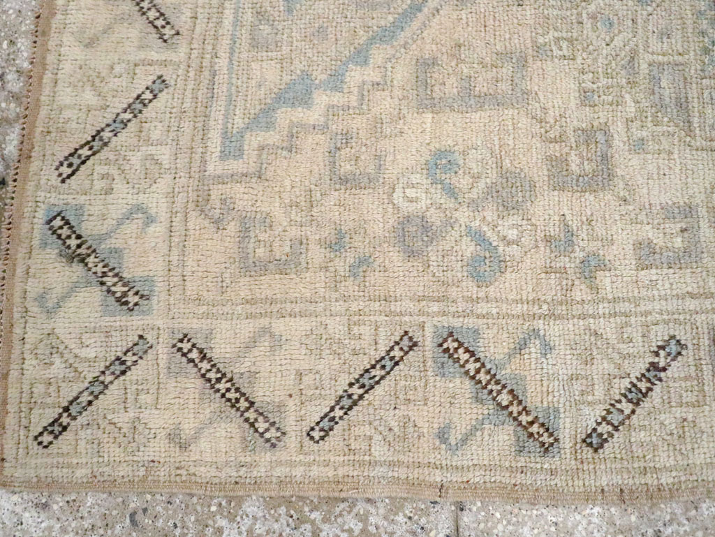 Vintage Anatolian Rug, No.18316 - Gsblank