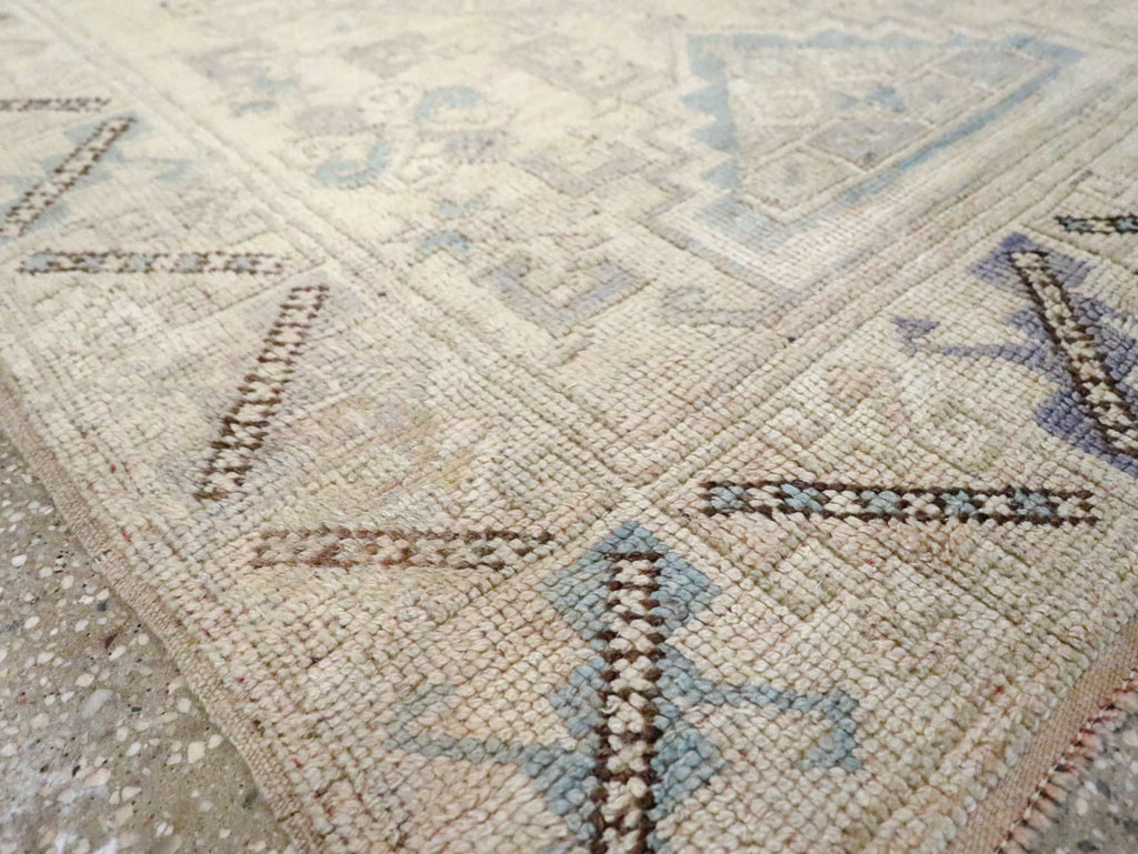 Vintage Anatolian Rug, No.18316 - Gsblank