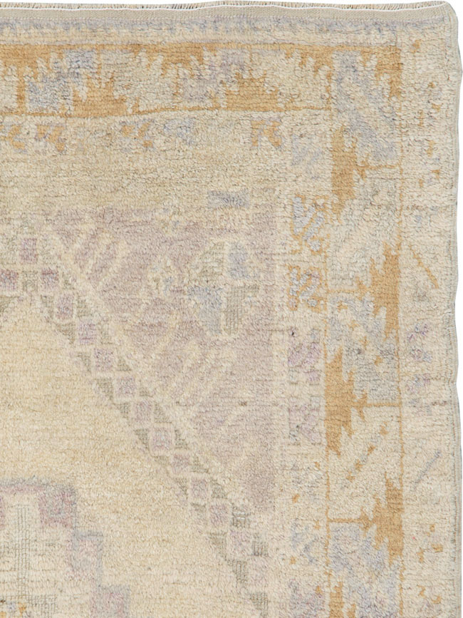 Vintage Turkish Oushak Rug, No.18319 - Gsblank