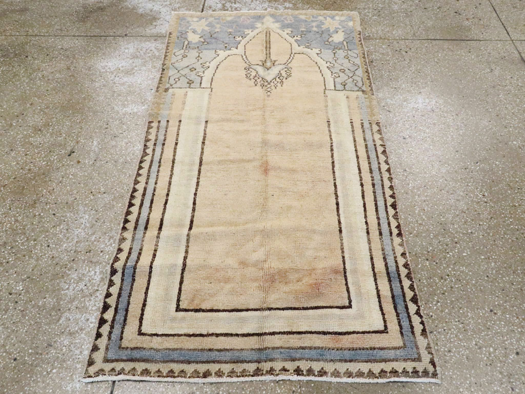 Vintage Turkish Anatolian Rug, No.18324 - Gsblank