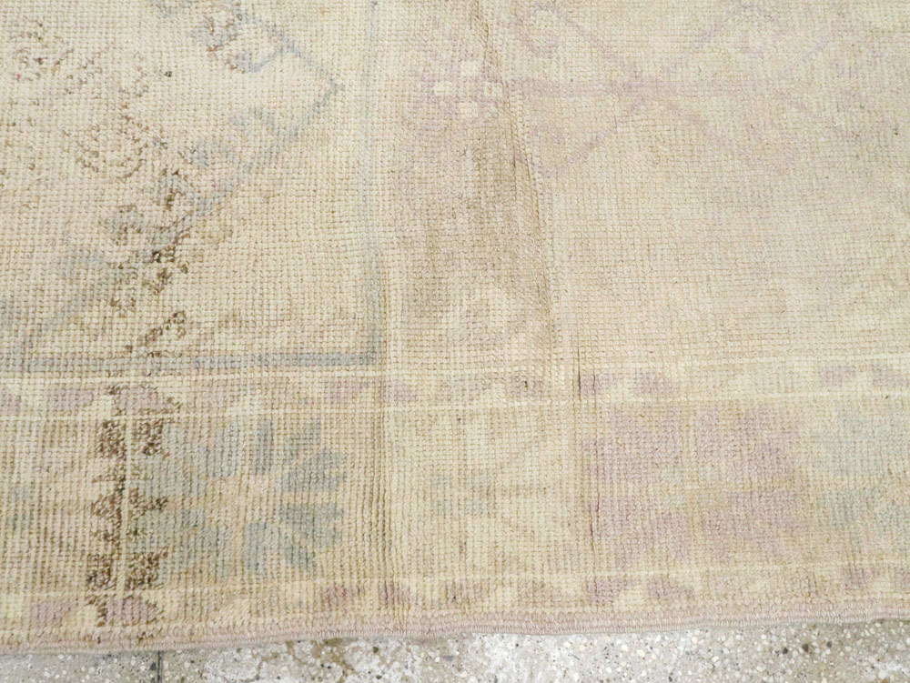 Vintage Turkish Oushak Rug, No.18326 - Gsblank