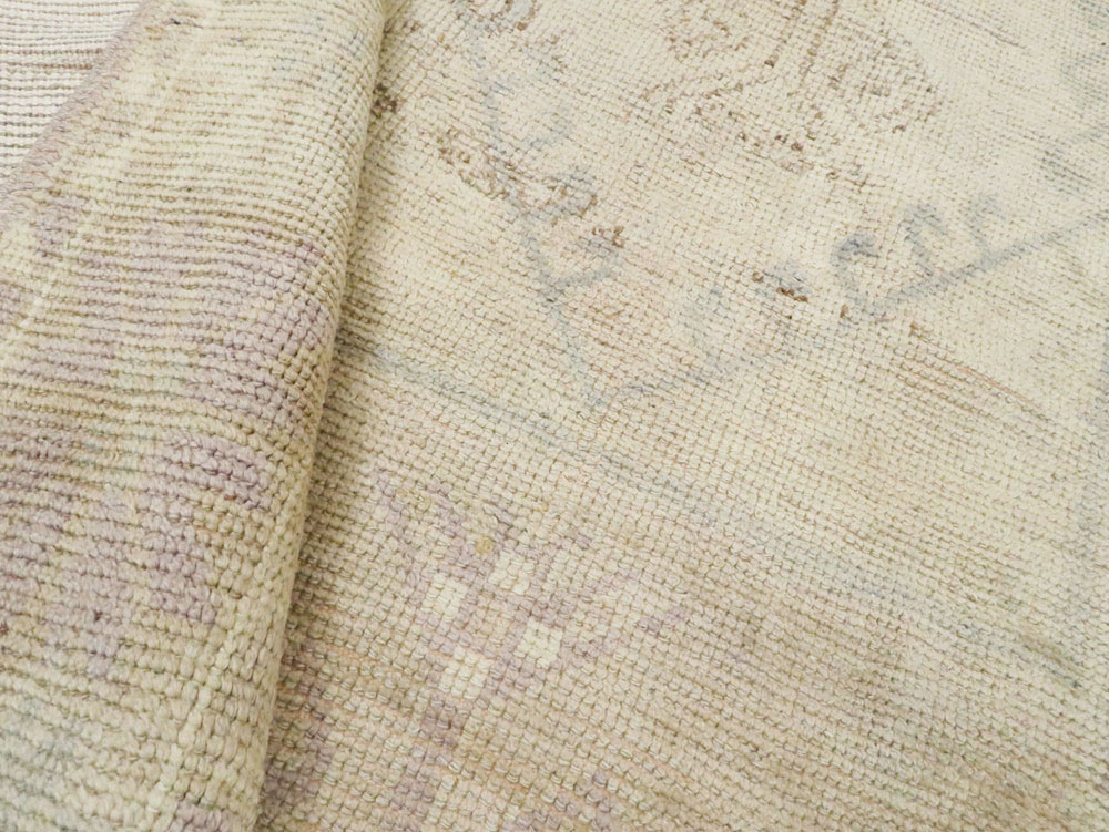 Vintage Turkish Oushak Rug, No.18326 - Gsblank