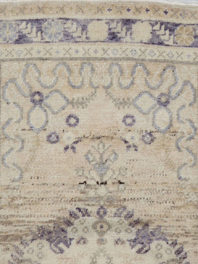Vintage Turkish Oushak Rug, No.18328 - Gsblank
