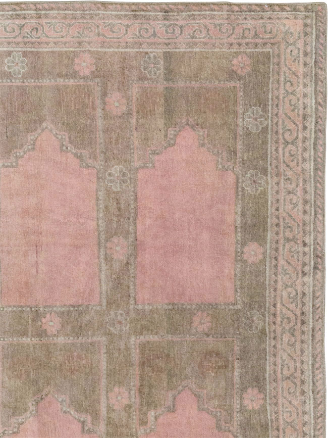 Vintage East Turkestan Khotan Accent Carpet, No.18360 - Gsblank