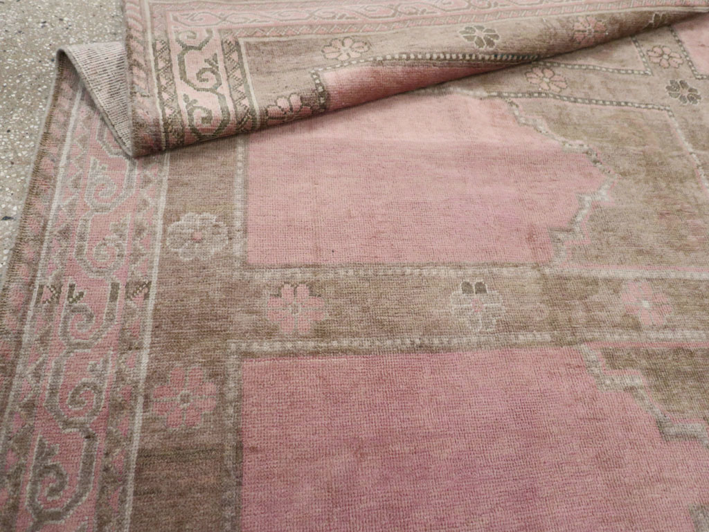 Vintage East Turkestan Khotan Accent Carpet, No.18360 - Gsblank