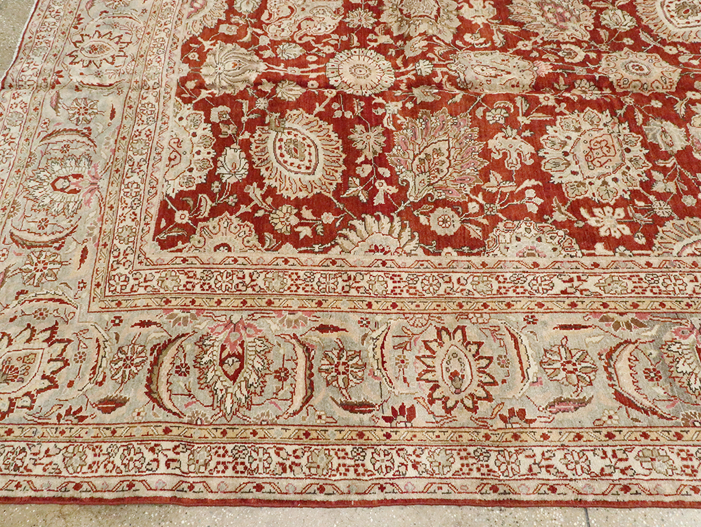 Antique Persian Mahal Carpet, No.18385 - Gsblank