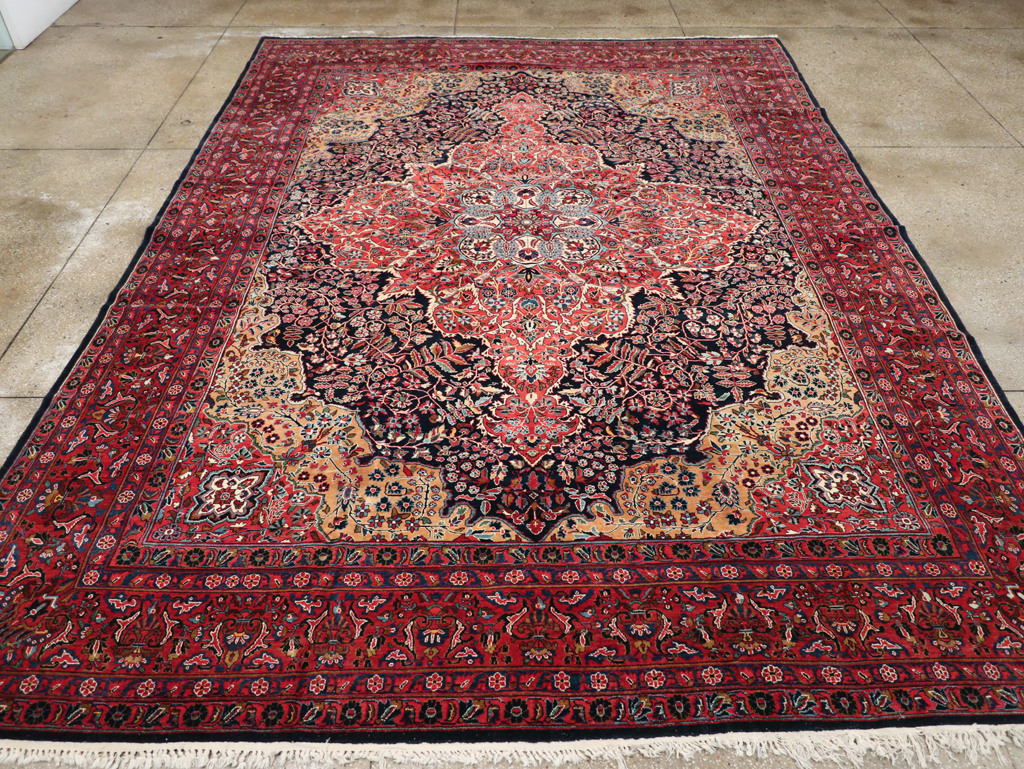 Antique Persian Sarouk Carpet, No.18387 - Gsblank