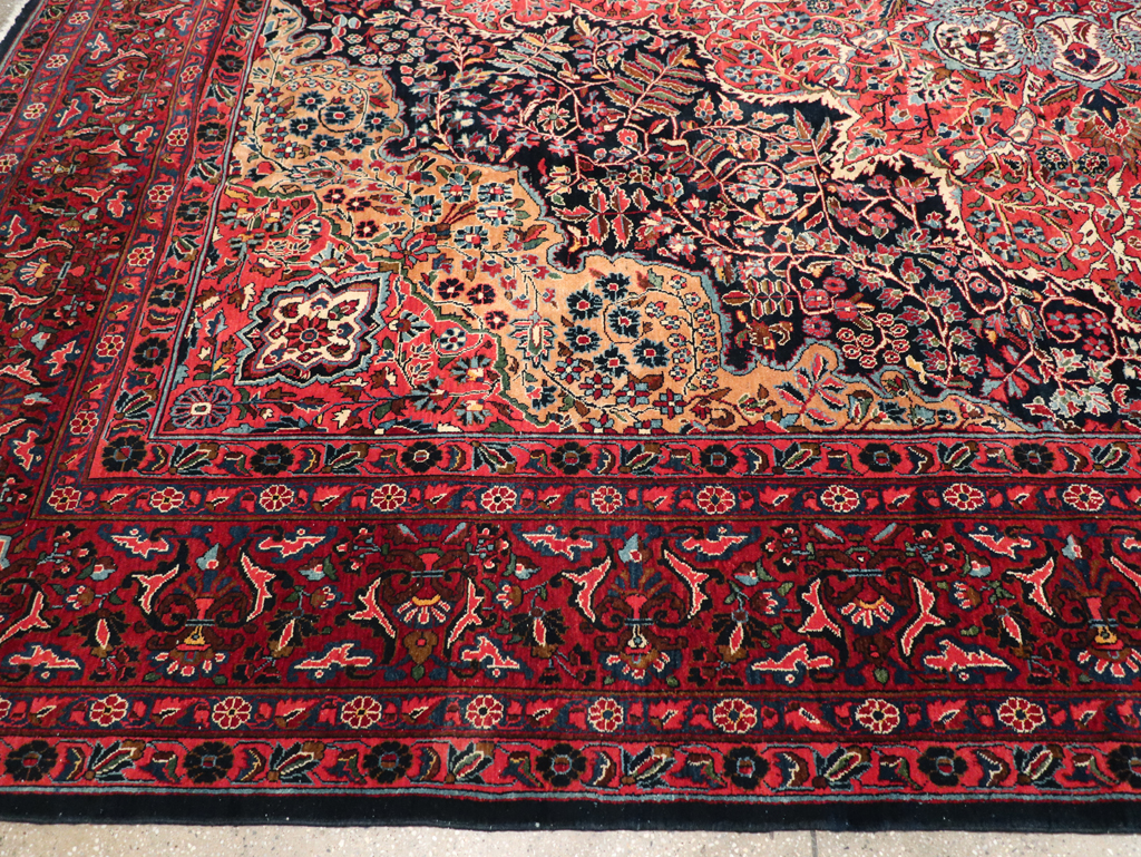 Antique Persian Sarouk Carpet, No.18387 - Gsblank