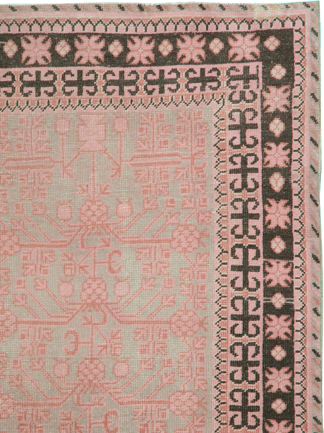 Vintage East Turkestan Khotan Carpet, No.18409 - Gsblank