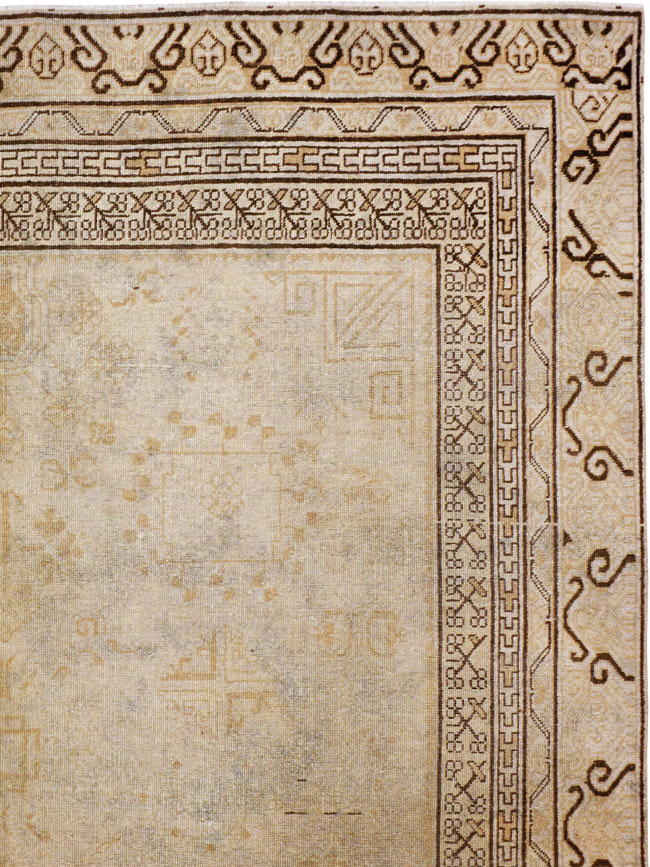 Vintage East Turkestan Khotan Carpet, No.18411 - Gsblank