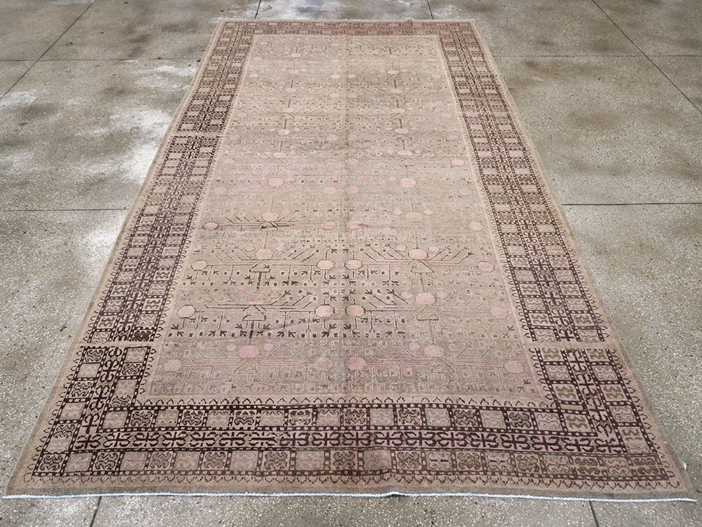 Vintage East Turkestan Khotan Carpet, No.18426 - Gsblank