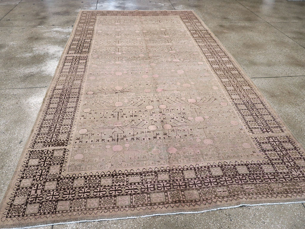 Vintage East Turkestan Khotan Carpet, No.18426 - Gsblank