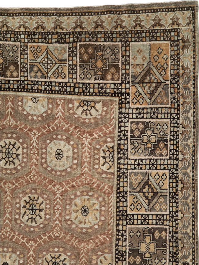 Antique East Turkestan Khotan Gallery Rug, No.18427 - Gsblank