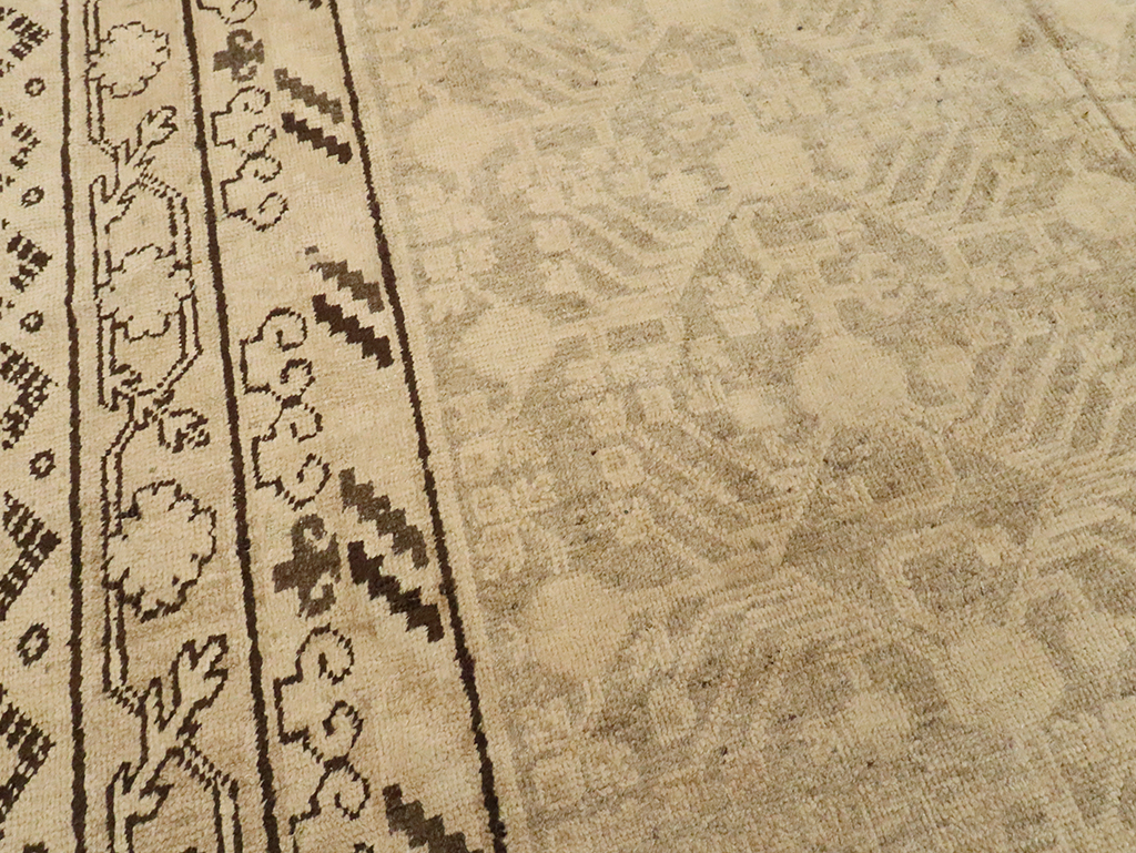 Vintage East Turkestan Khotan Carpet, No.18439 - Gsblank