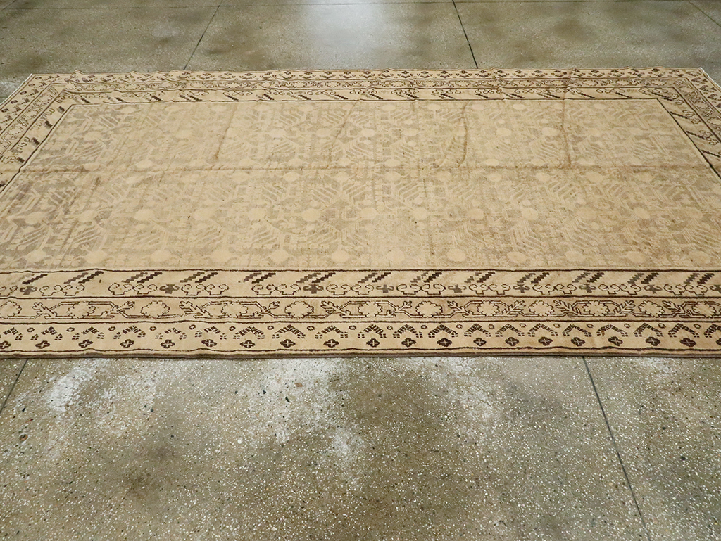 Vintage East Turkestan Khotan Carpet, No.18439 - Gsblank