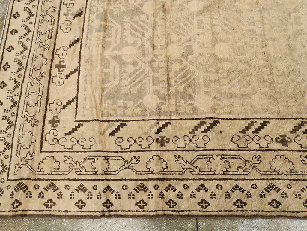 Vintage East Turkestan Khotan Carpet, No.18439 - Gsblank