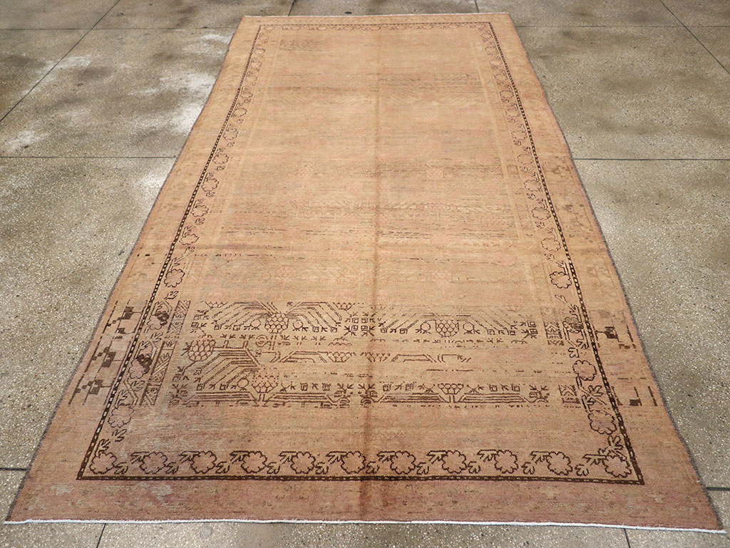 Vintage East Turkestan Khotan Carpet, No.18440 - Gsblank