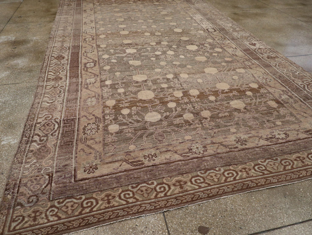 Vintage East Turkestan Khotan Carpet, No.18441 - Gsblank