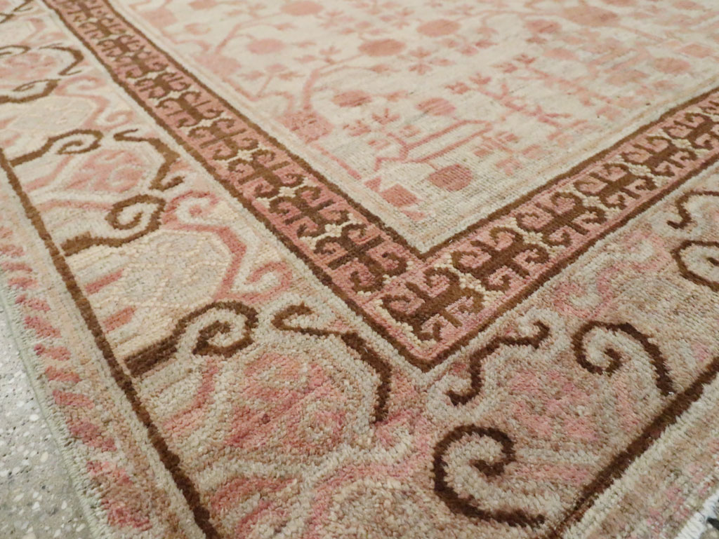 Vintage East Turkestan Khotan Rug, No.18442 - Gsblank