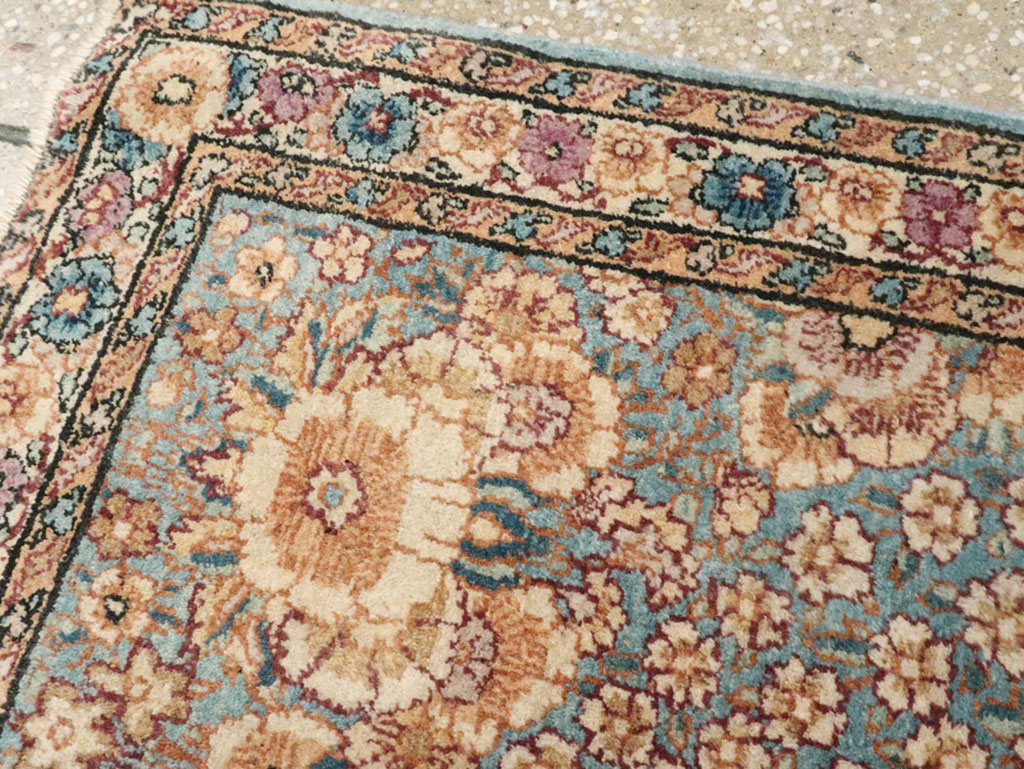 Antique Persian Kerman Rug, No.18447 - Gsblank