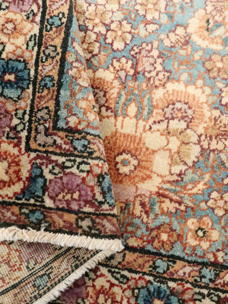 Antique Persian Kerman Rug, No.18447 - Gsblank