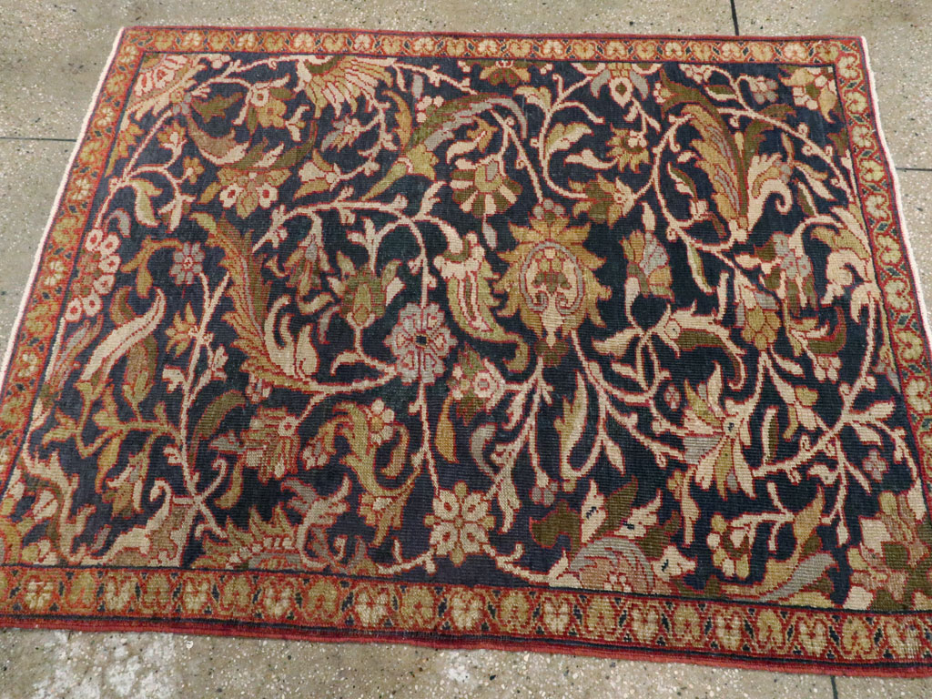 Antiuqe Persian Mahal Sampler Rug, No.18464 - Gsblank