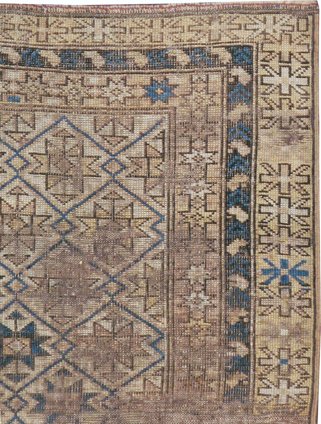 Antique Caucasian Shirvan Rug, No.18469 - Gsblank