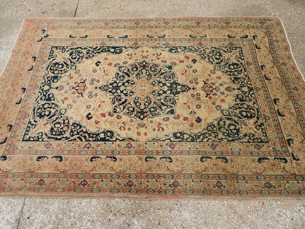 Antique Persian Tabriz Hagi Jalili Rug, No.18474 - Gsblank