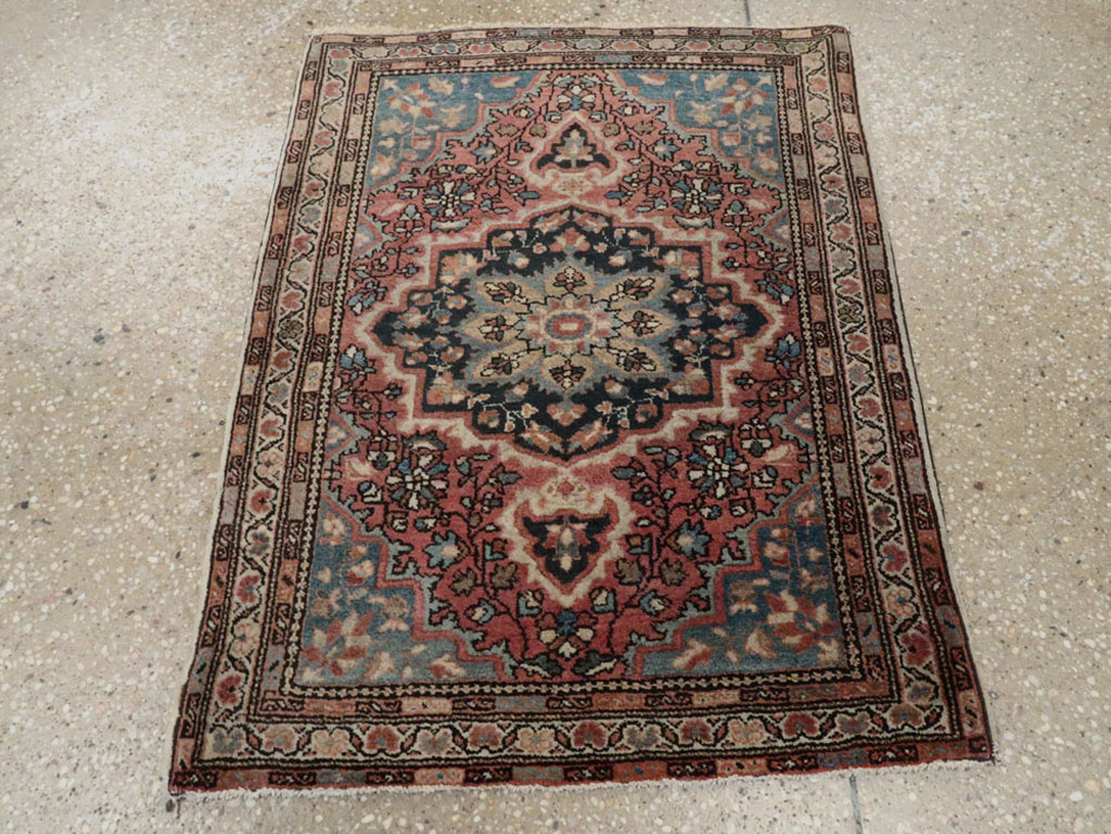 Antique Persian Sarouk Fereghan Rug, No.18482 - Gsblank