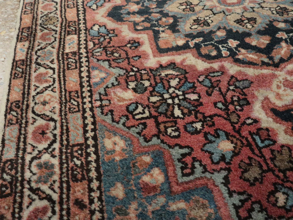 Antique Persian Sarouk Fereghan Rug, No.18482 - Gsblank