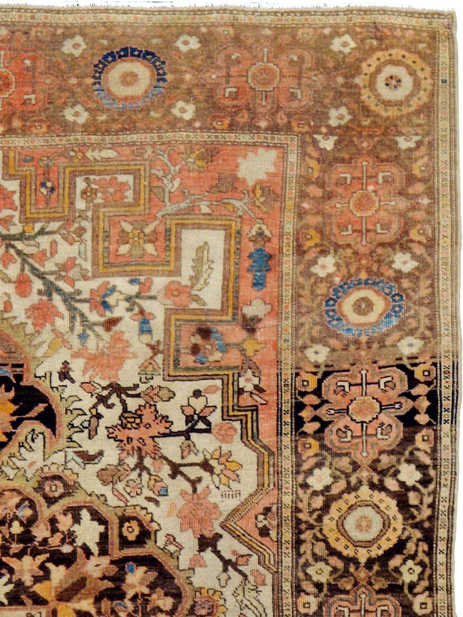 Antique Persian Sarouk Farahan Rug, No.18504 - Gsblank