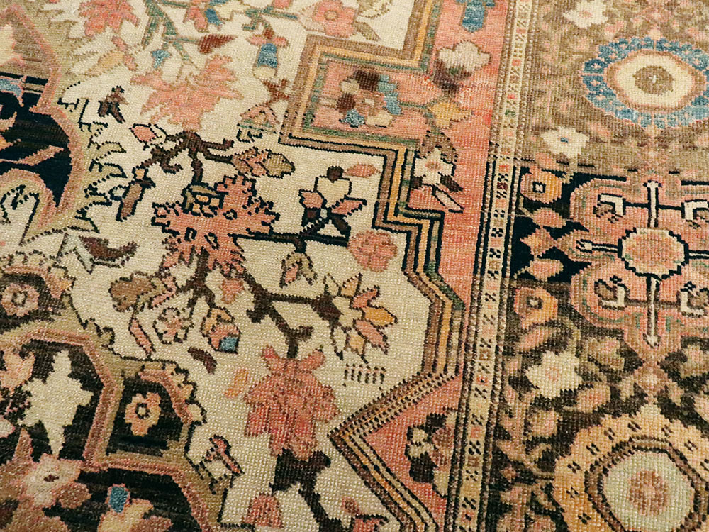 Antique Persian Sarouk Farahan Rug, No.18504 - Gsblank