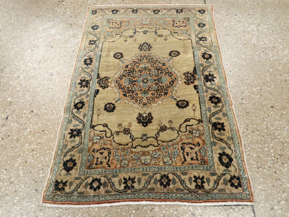 Antique Persian Tabriz Hagi Jalili Rug, No.18516 - Gsblank