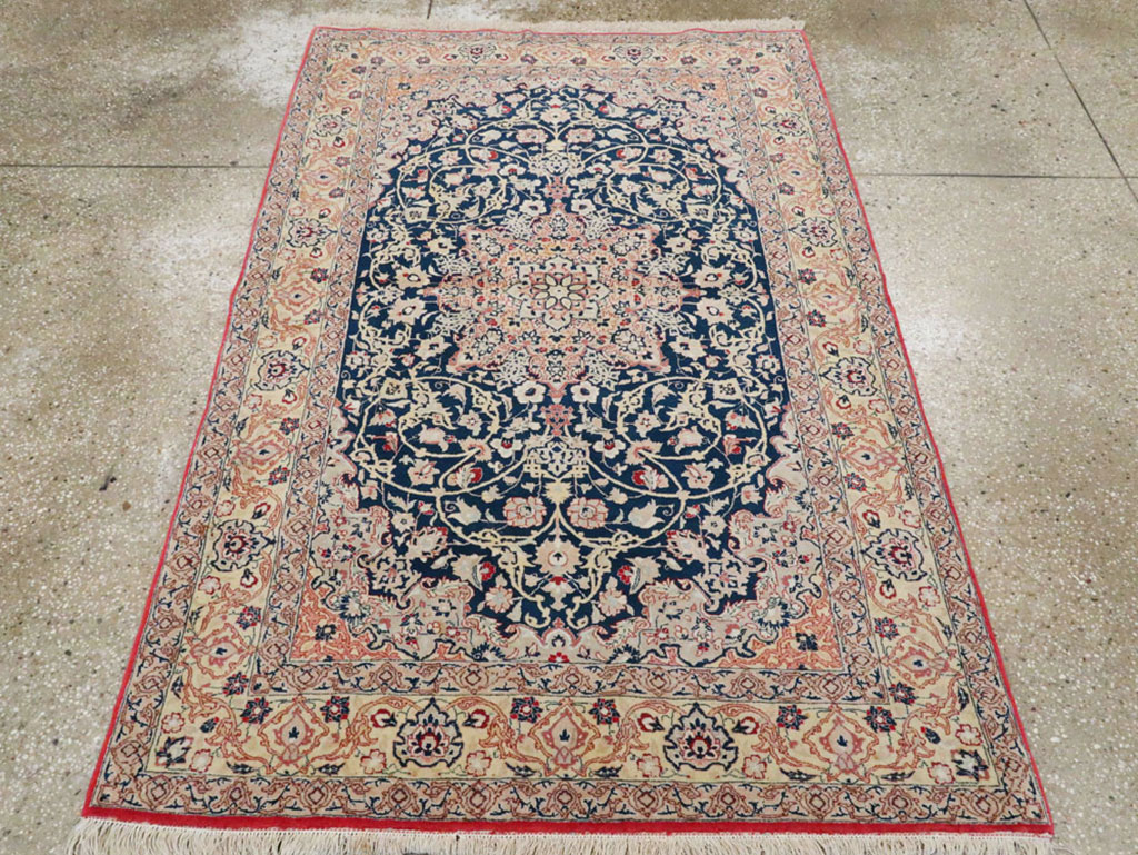 Vintage Persian Nain Rug, No.18527 - Gsblank