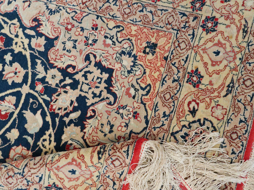 Vintage Persian Nain Rug, No.18527 - Gsblank