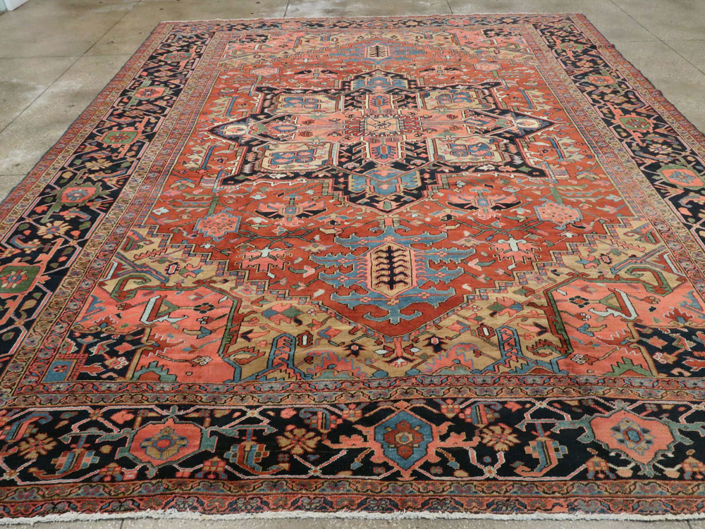 Antique Persian Heriz Rug, No.18535 - Gsblank