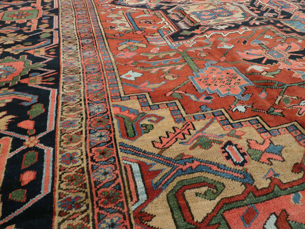 Antique Persian Heriz Rug, No.18535 - Gsblank