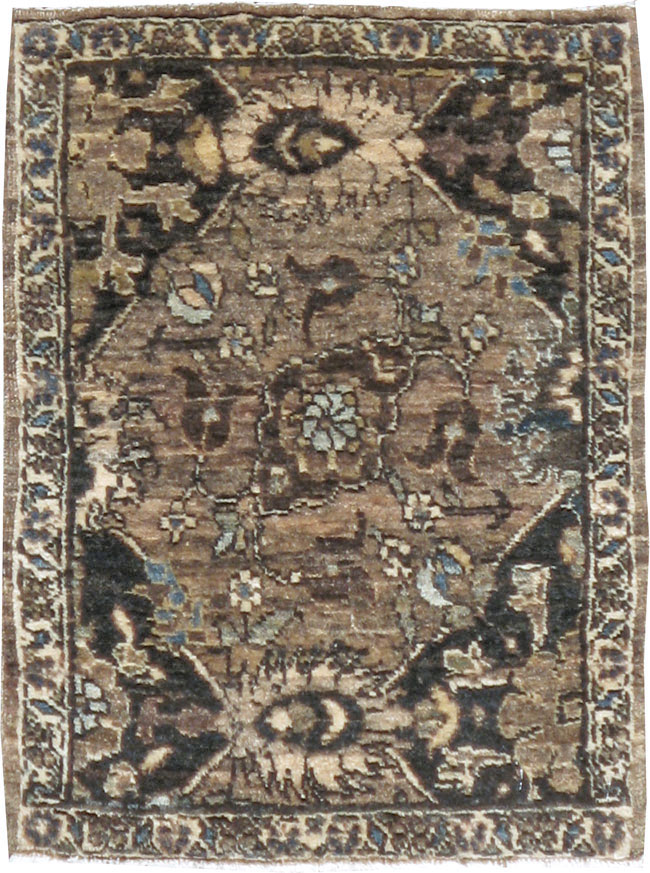 Antique Persian Fereghan Rug, No.18544 - Gsblank
