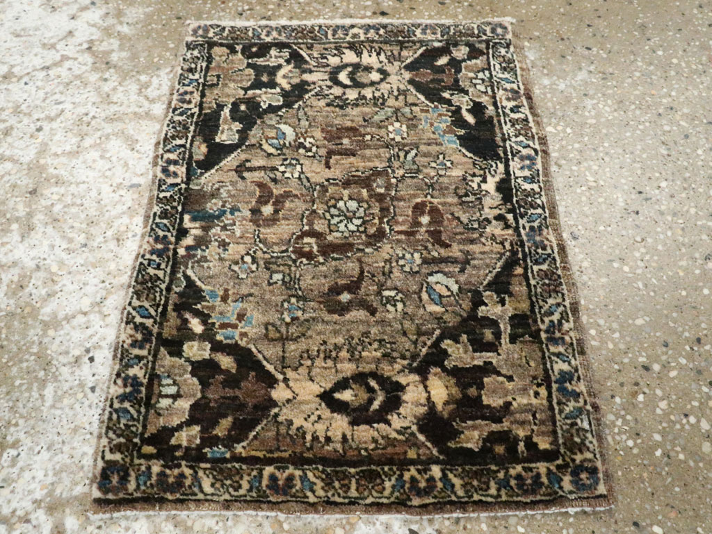 Antique Persian Fereghan Rug, No.18544 - Gsblank