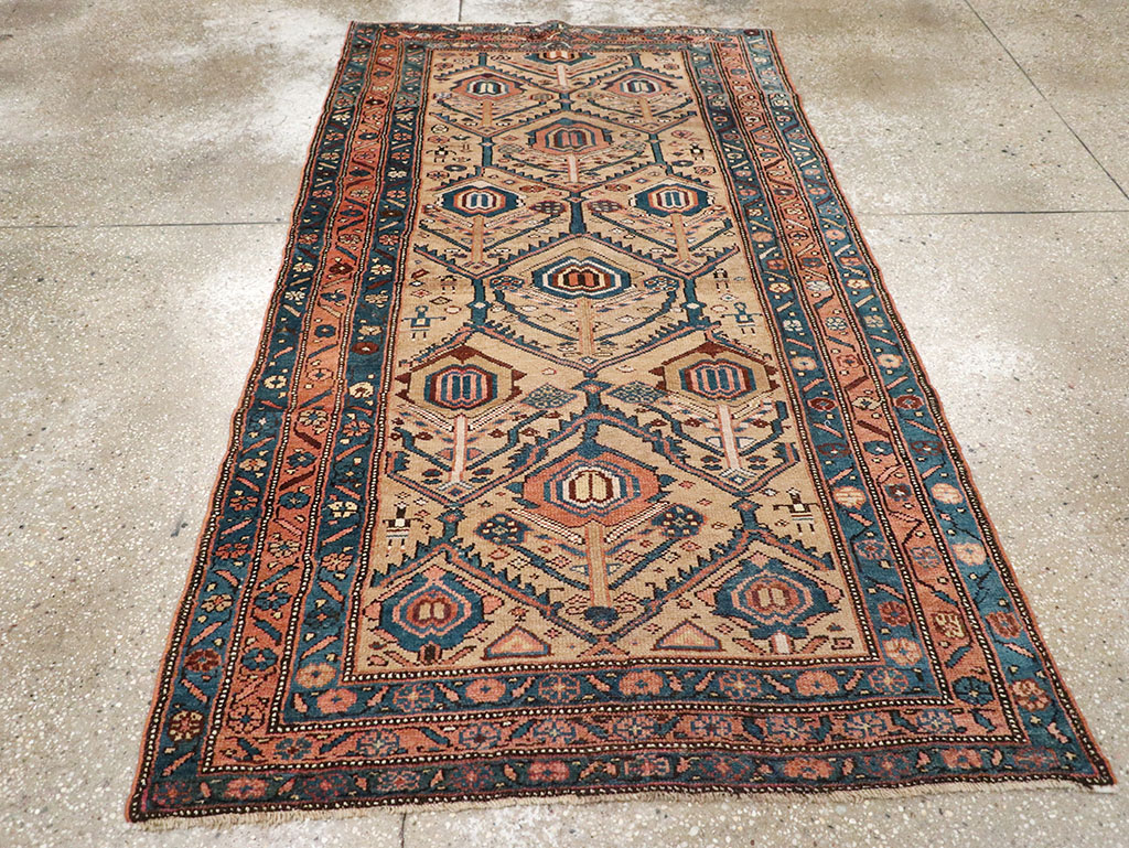 Antique Persian Serab Rug, No.18548 - Gsblank