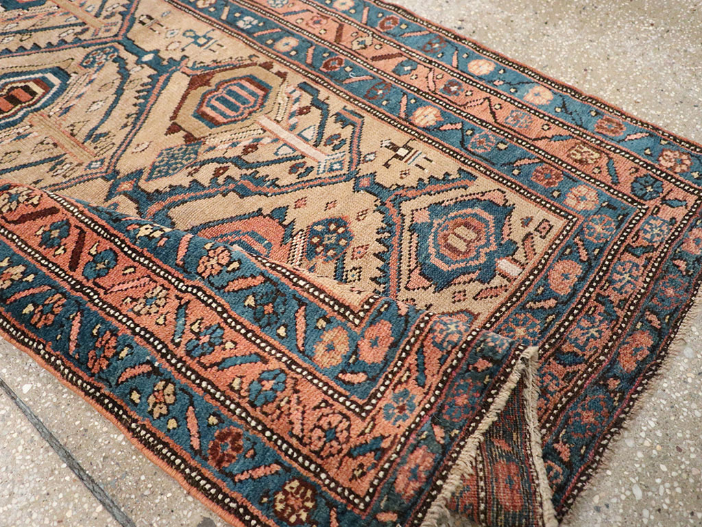 Antique Persian Serab Rug, No.18548 - Gsblank