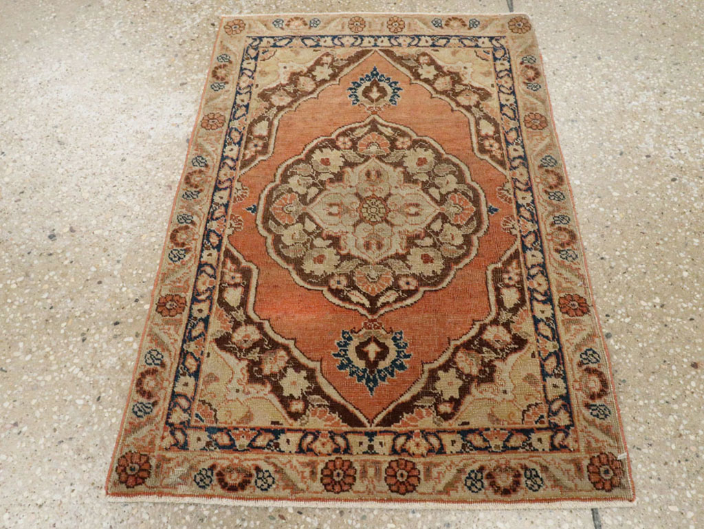 Antique Persian Tabriz Rug, No.18558 - Gsblank