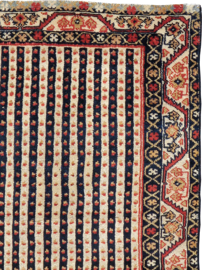 Antique Persian Northwest Rug, No.18570 - Gsblank