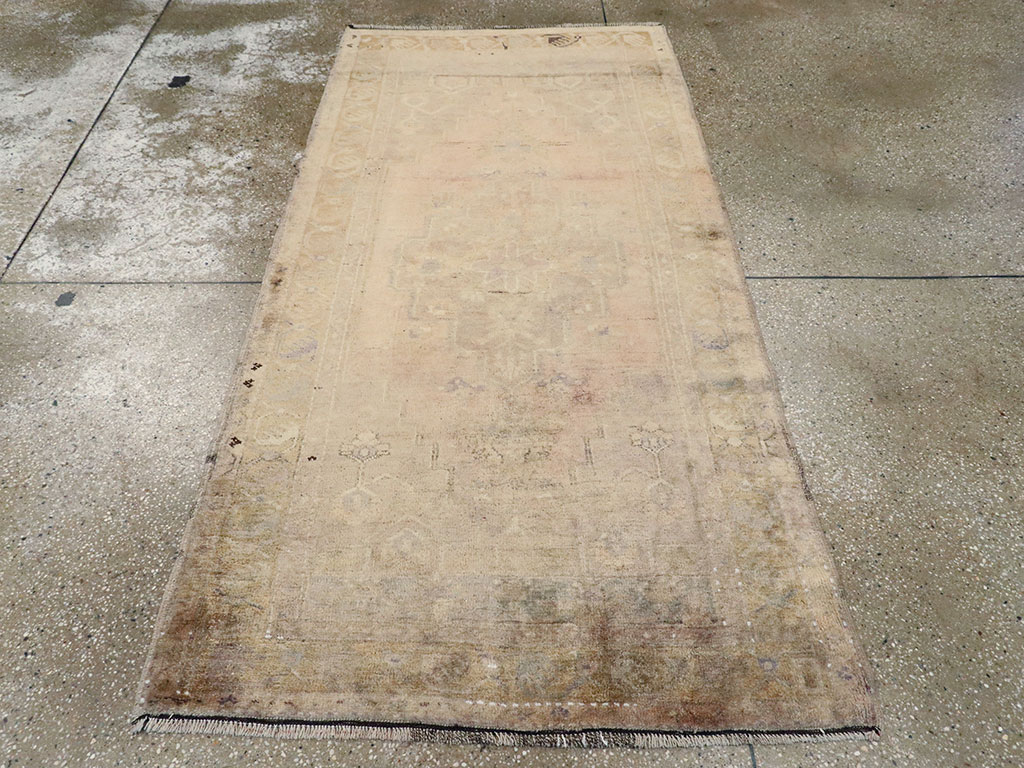 Antique Turkish Oushak Rug, No.18599 - Gsblank