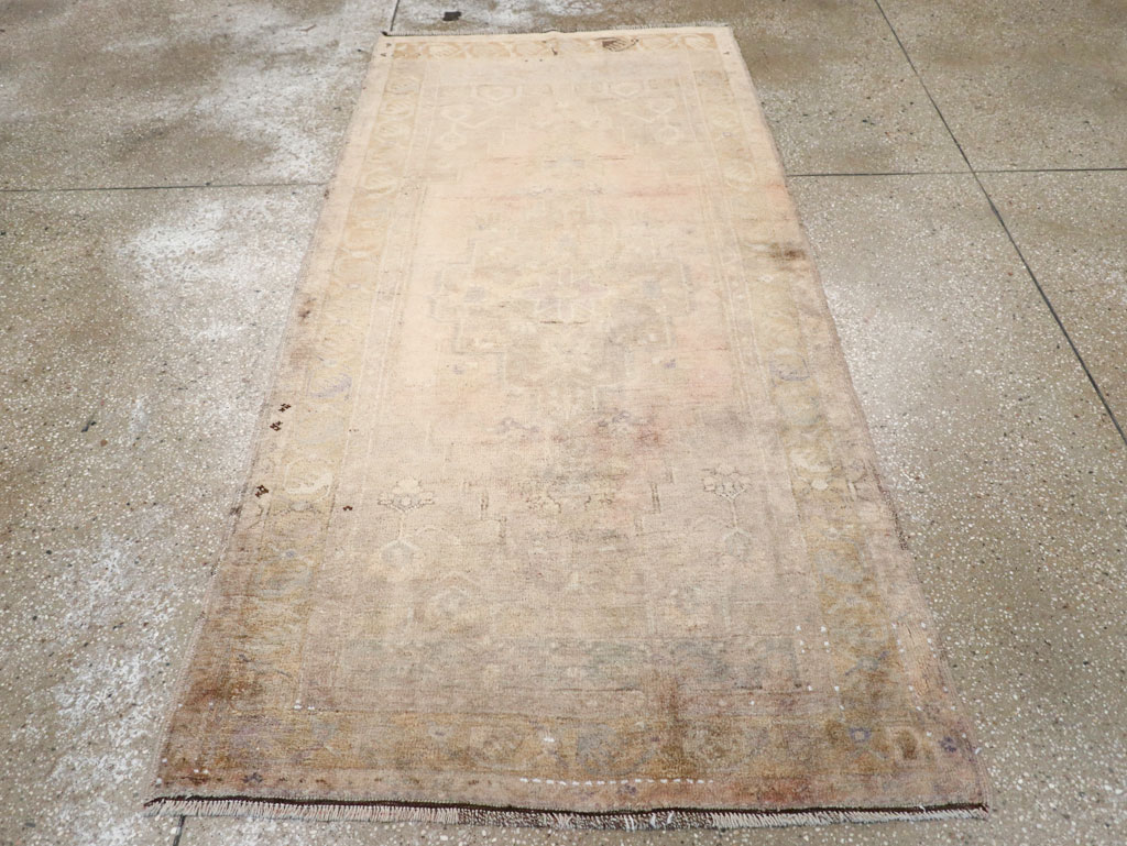 Antique Turkish Oushak Rug, No.18599 - Gsblank