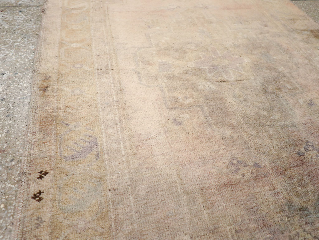 Antique Turkish Oushak Rug, No.18599 - Gsblank